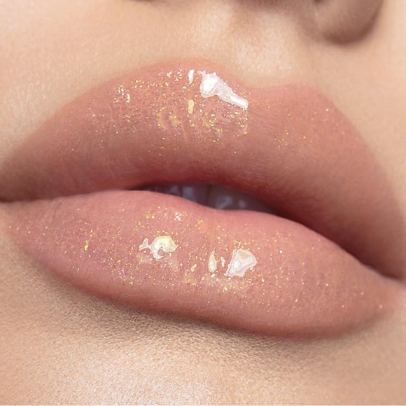 Jaclyn Cosmetics: Lip Gloss, Poutspoken Liquid Lipstick &Accent highlighter - Picture 2 of 12